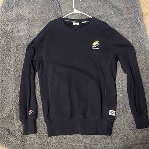 Super dry black sweatshirt small